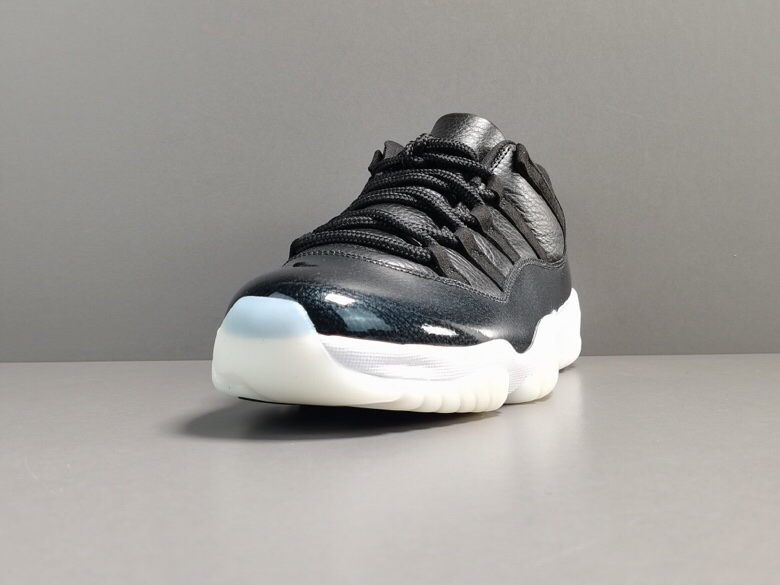 AJ 11 Low "72-10"