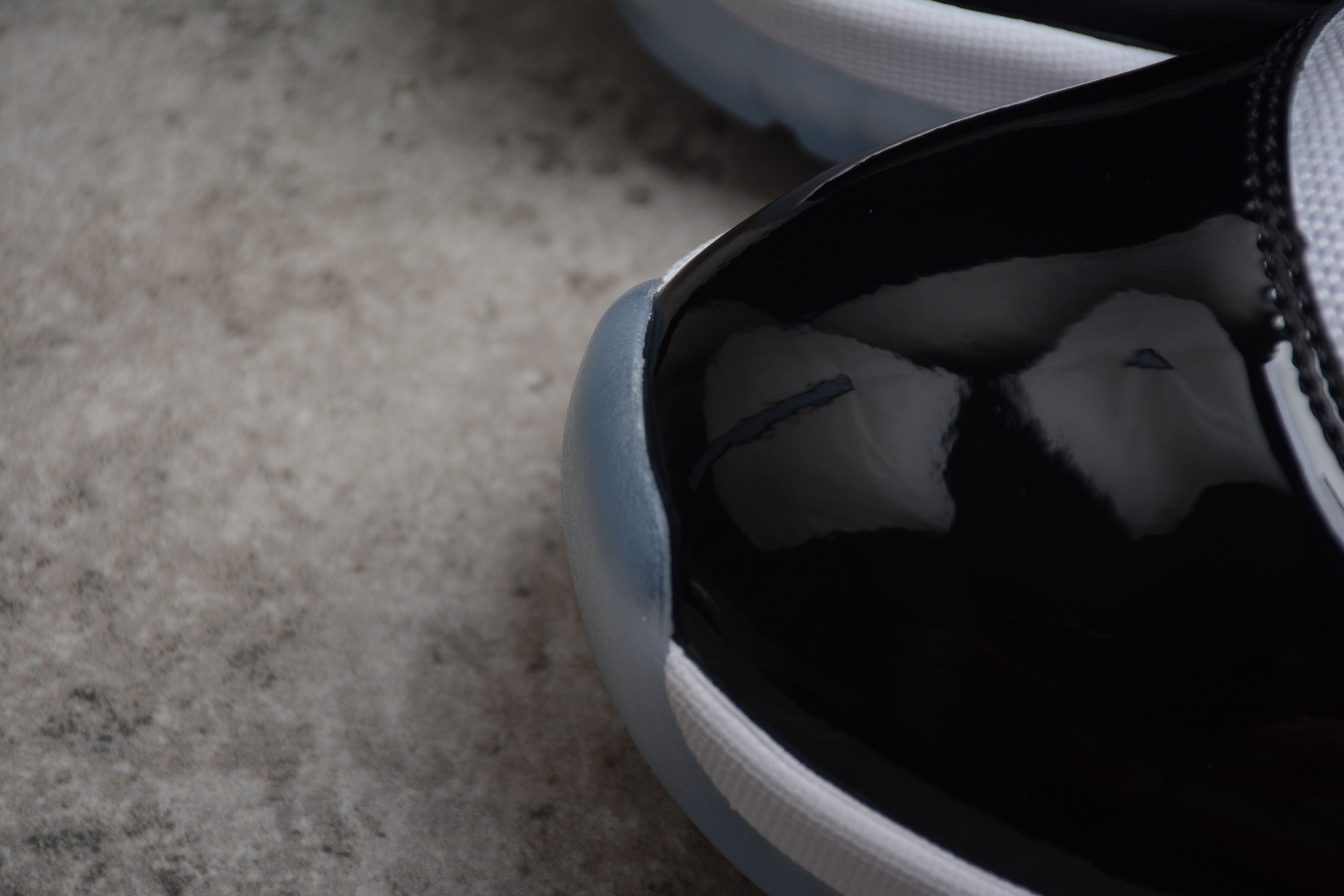 AJ 11 "Concord"