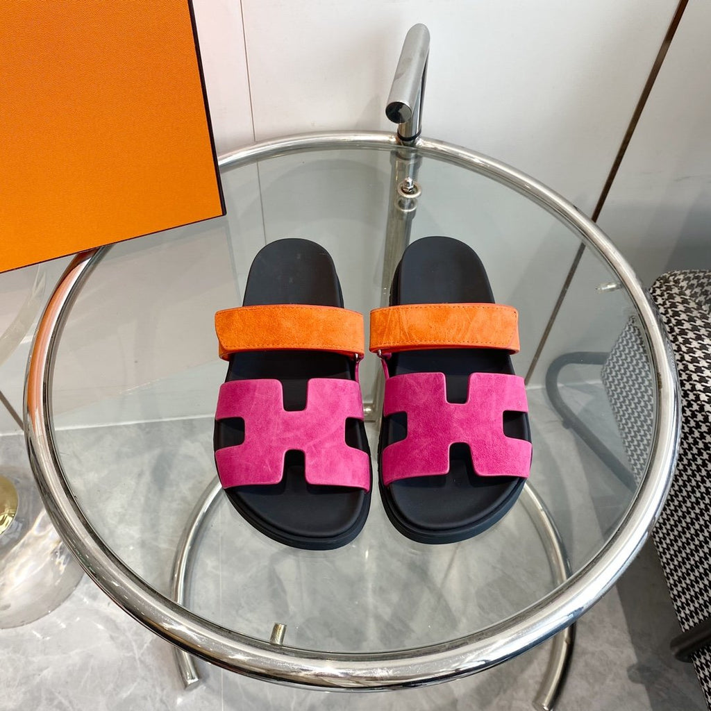 HERMES Chypre Sandal Rose Chapas / Orange Suede