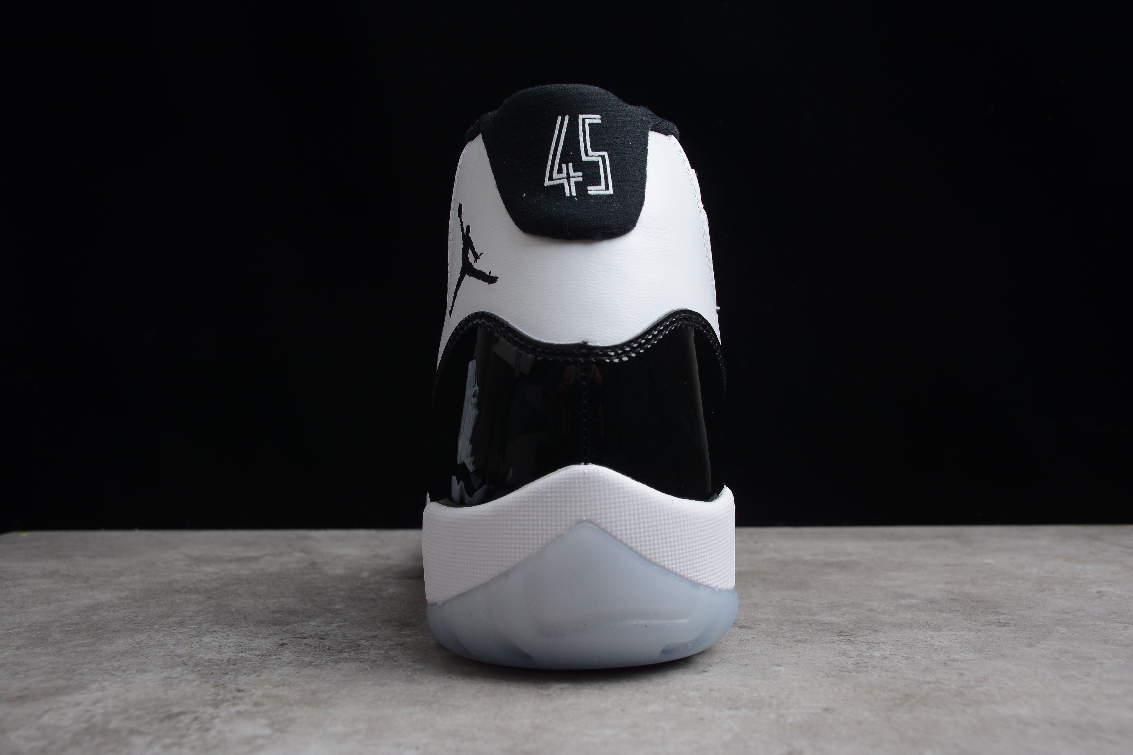 AJ 11 "Concord"