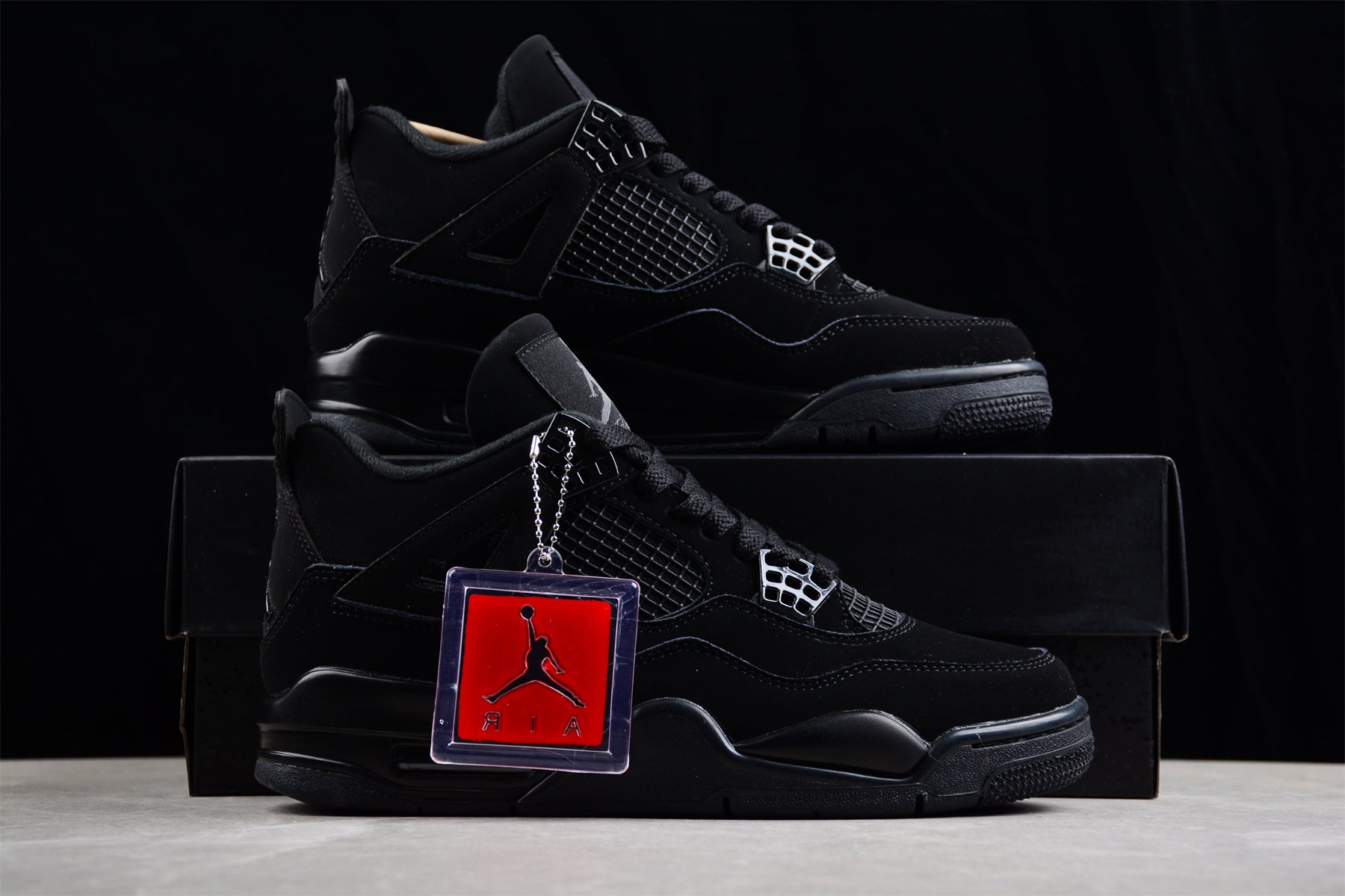 AJ 4 Black Cat