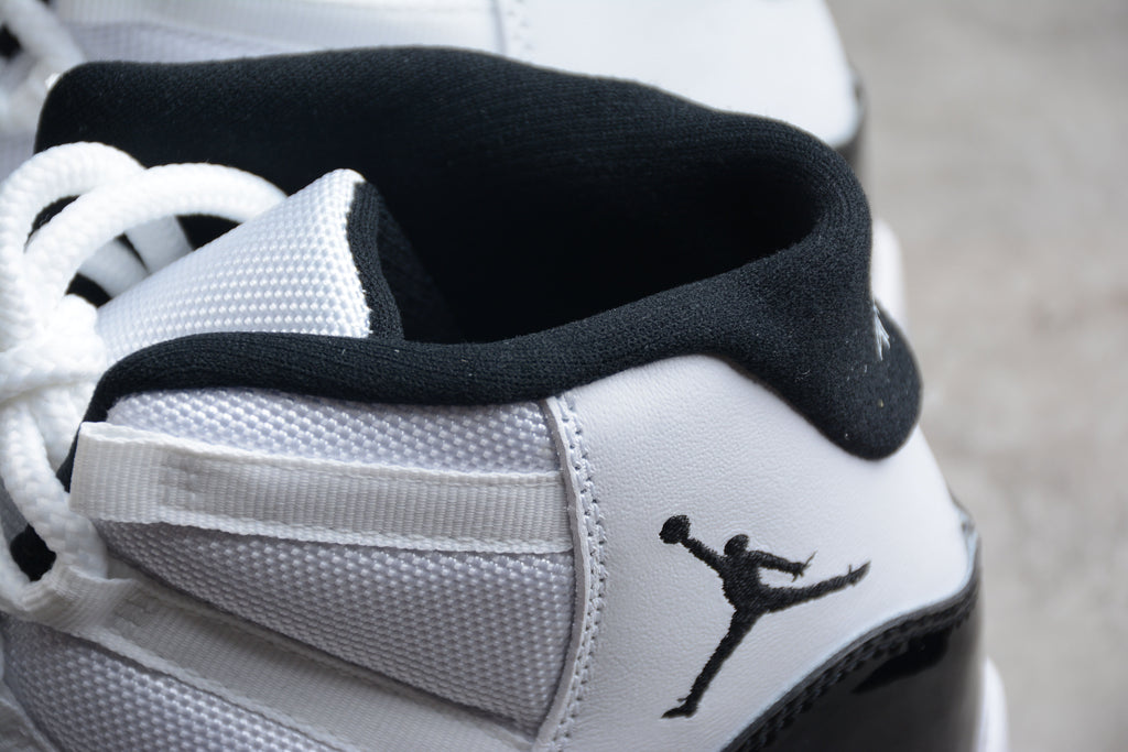 AJ 11 "Concord"