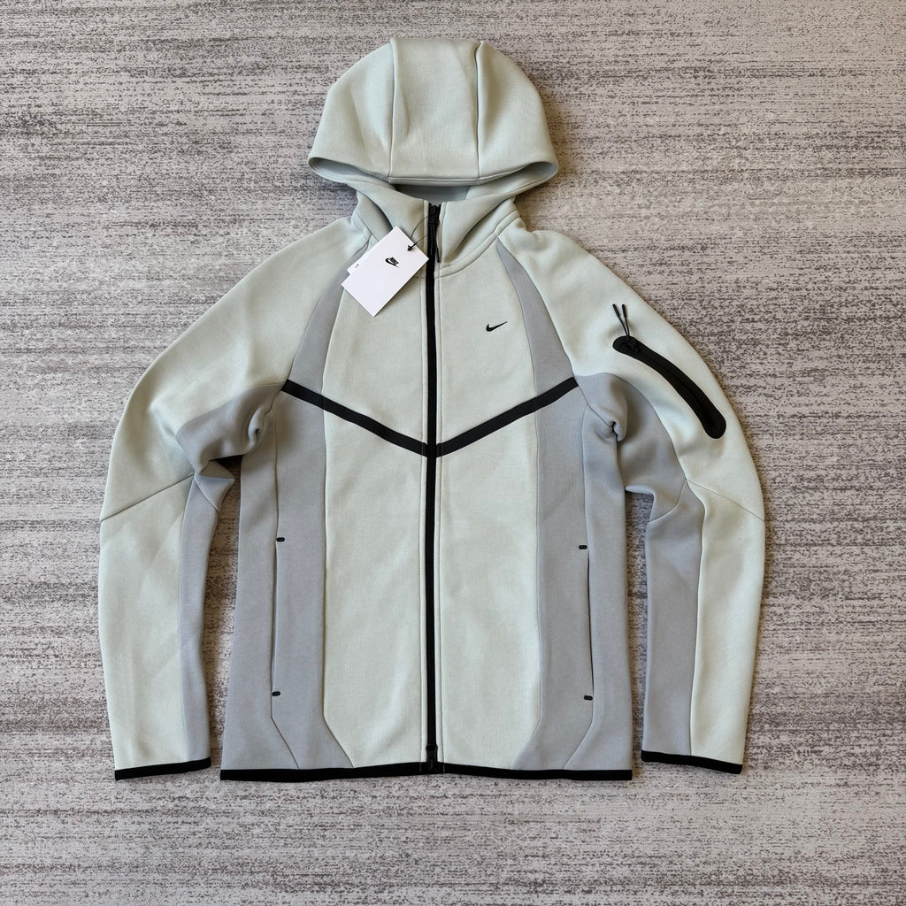 Nike New Techfleece