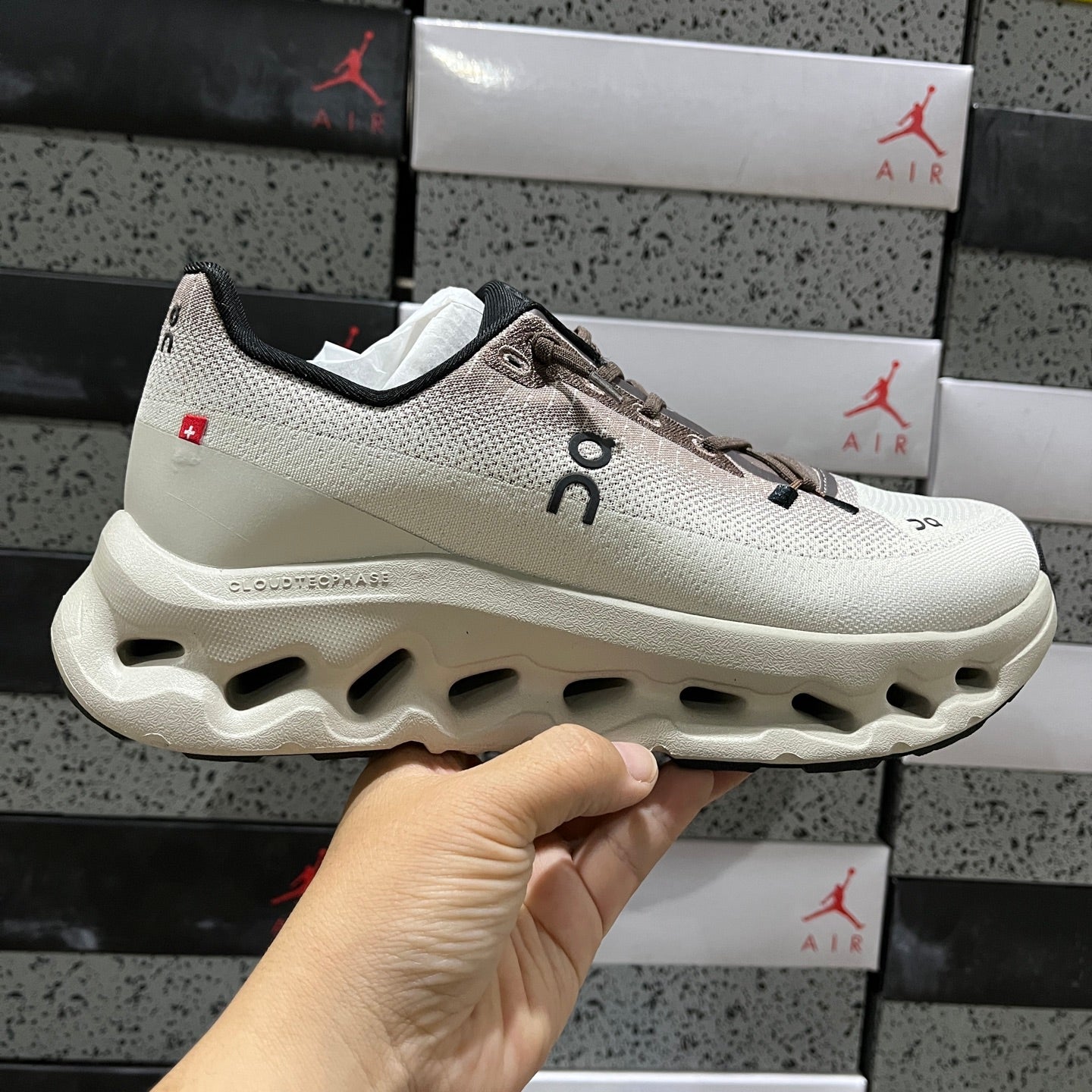 O/N Cloud
