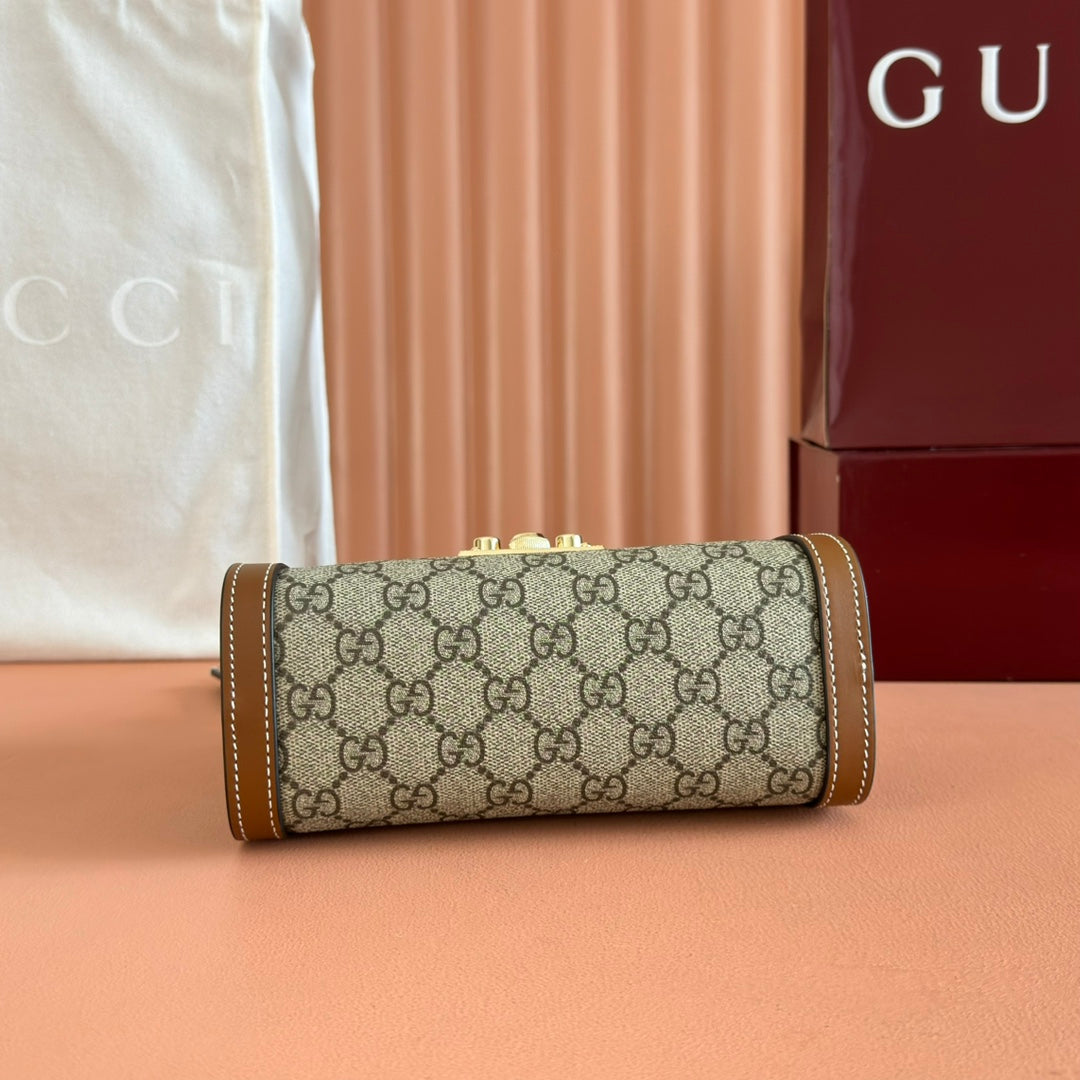 GUCCI 26S PADLOCK TOP HANDLE BAG 20 IN DARK BEIGE AND BROWN CALFSKIN
