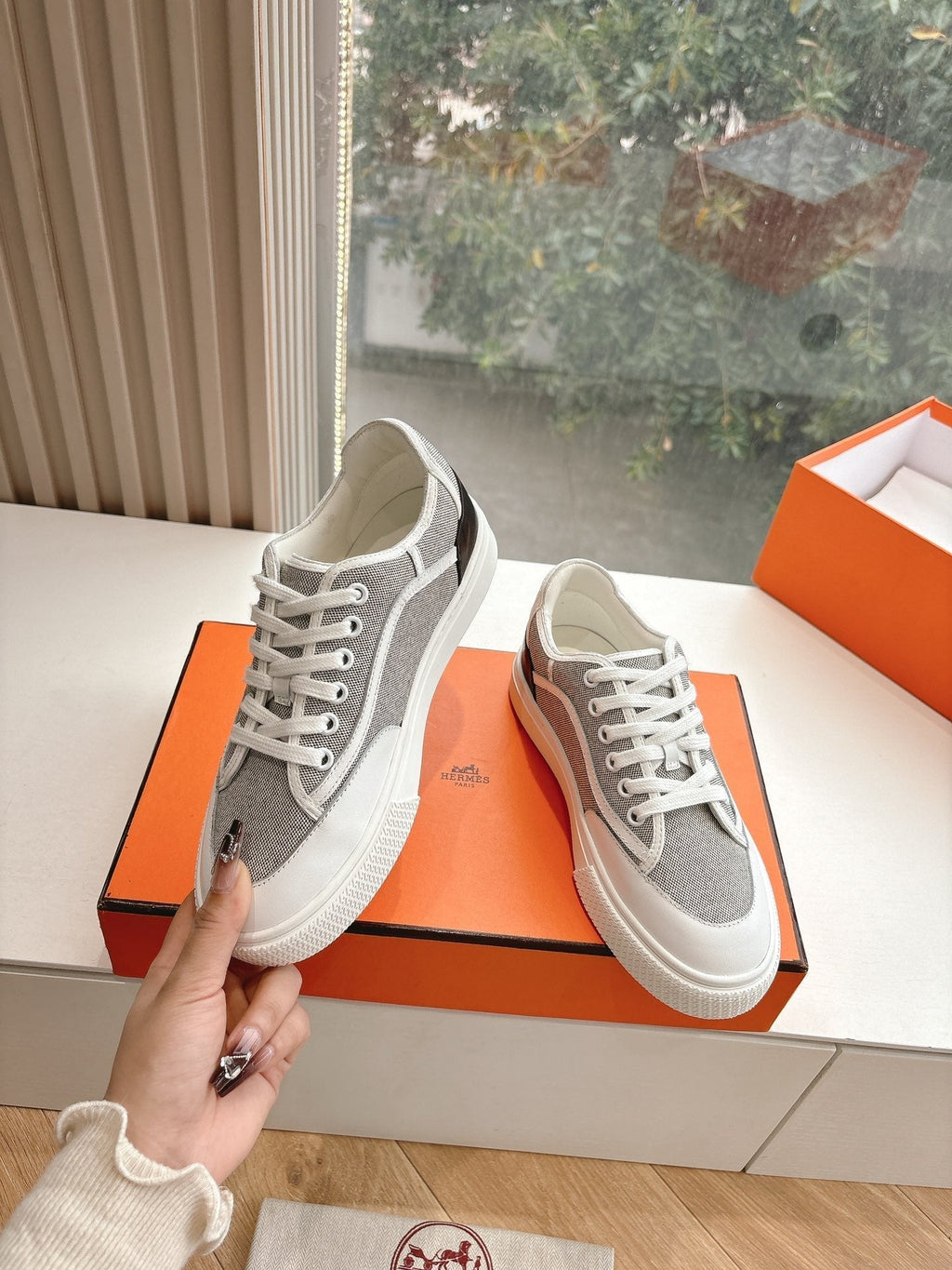 HERMES GET SNEAKER IN DOVE GRAY MAXI CANVAS AND CALFSKIN