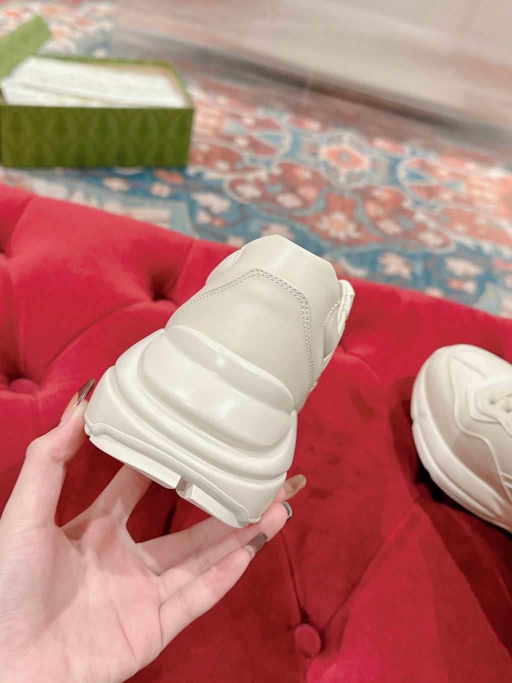GUCCI RHYTON LOGO TRAINER WHITE CALFSKIN