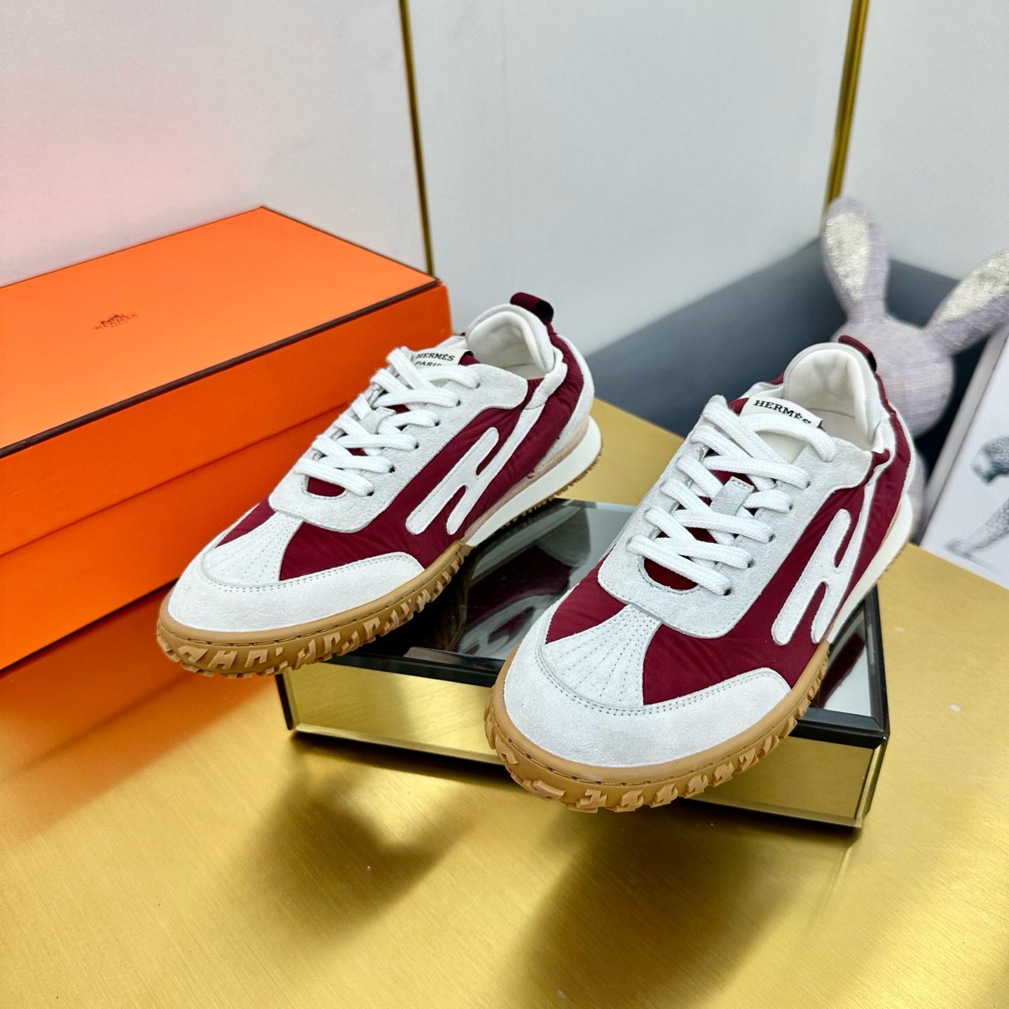 HERMES JET SNEAKER IN WHITE MIX SANGRIA RED SUEDE