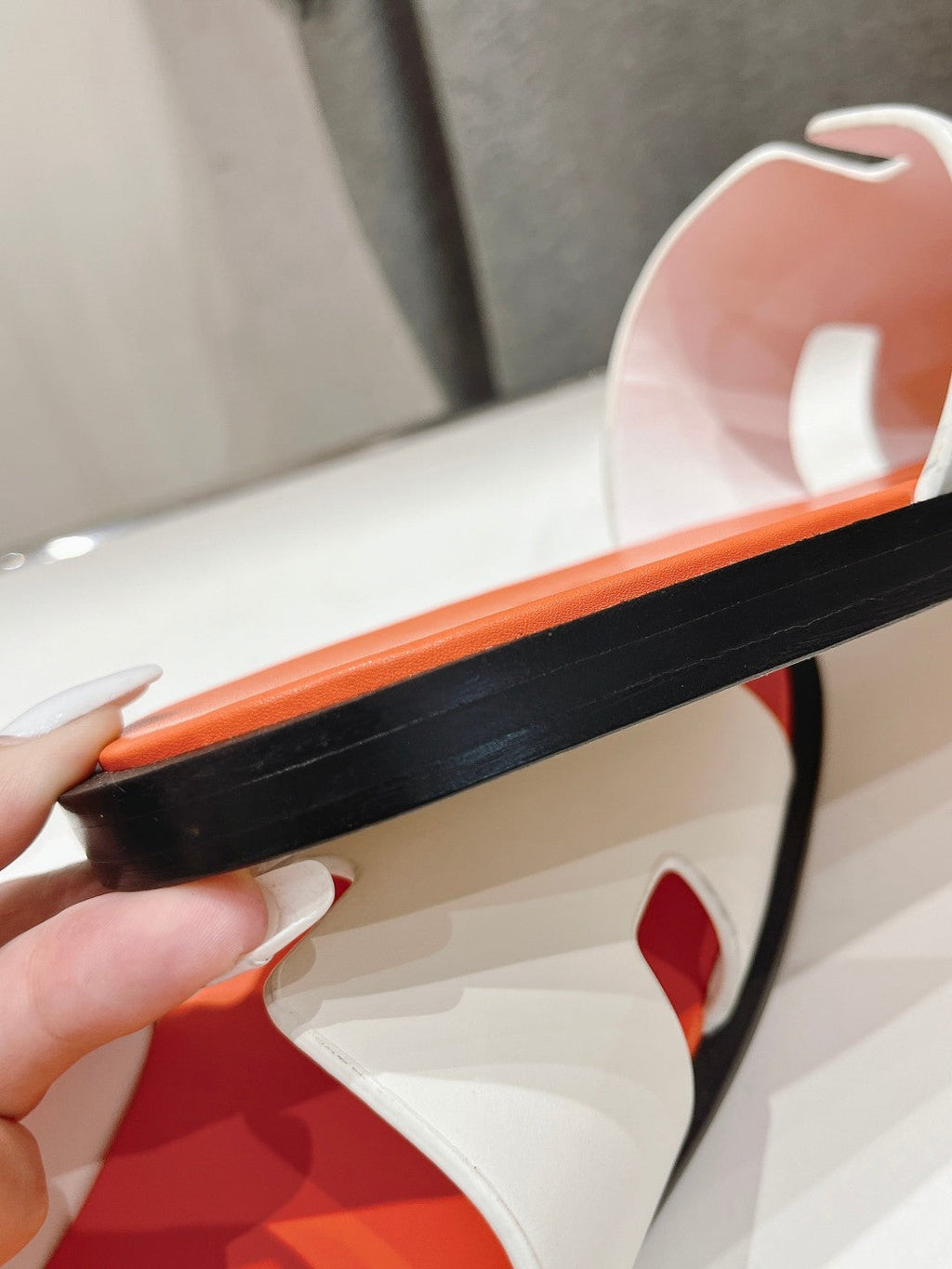 HERMES IZMIR SANDAL LIGHT ORANGE MIX WHITE LAMBSKIN
