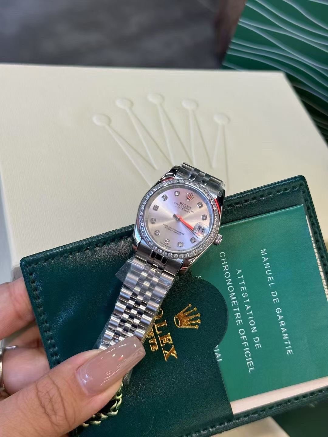 Rolex Iridescent Dial Metal Bracelet Watch